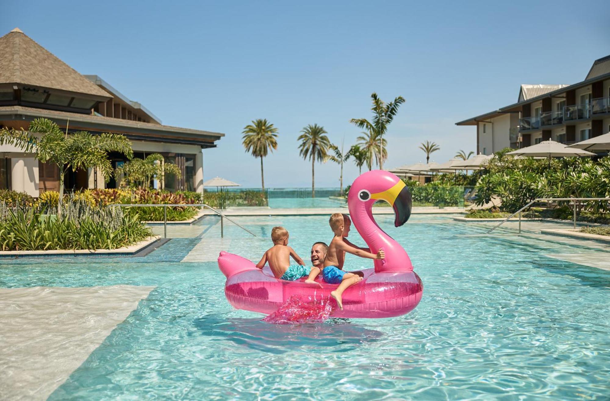 Crowne Plaza Fiji Nadi Bay Resort & Spa, An Ihg Hotel Екстериор снимка